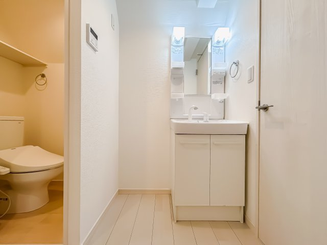 ブロッサムテラス滝野川の洗面所|スペースが確保できる洗面所です