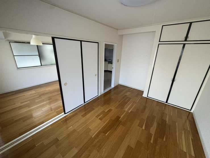 ホワイトハイムタナカの居間・リビング|居間です