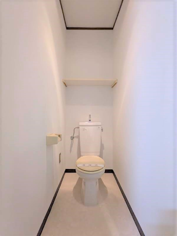 スタジオ成増のトイレ|シンプルで使いやすいトイレです