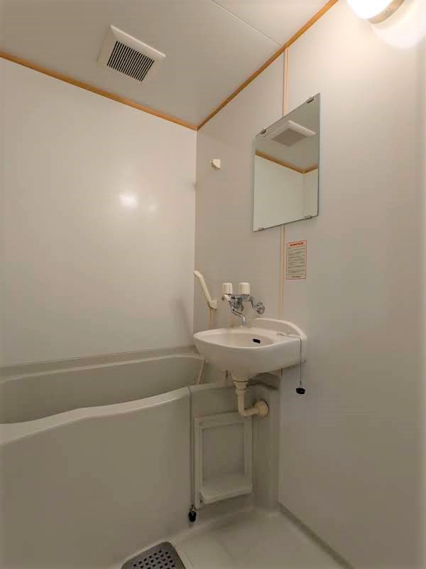 スタジオ成増の浴室|日々の暮らしに欠かせないお風呂です