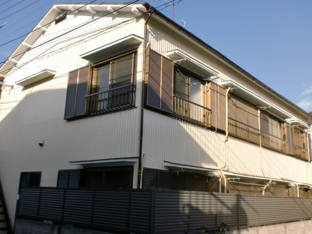 紅梅荘の外観|外観は落ち着いています