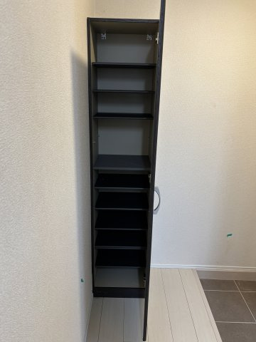 ノワール・エ・ブランIIの玄関