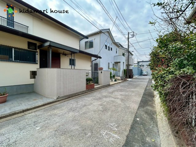 北区東大成町2丁目　新築戸建　ハートフルAの前面道路含む現地写真