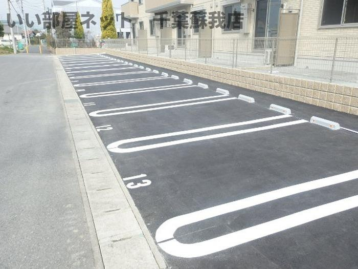 Casa Soaveの駐車場|駐車場があるので、車を買う予定の方も安心です