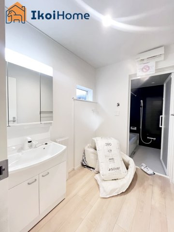 神戸市西区大沢第1　4号棟　新築戸建の洗面所|【ホームページに現地動画掲載中】●年中無休：当日予約可●洗濯パン未設置。設置依頼等も承っております