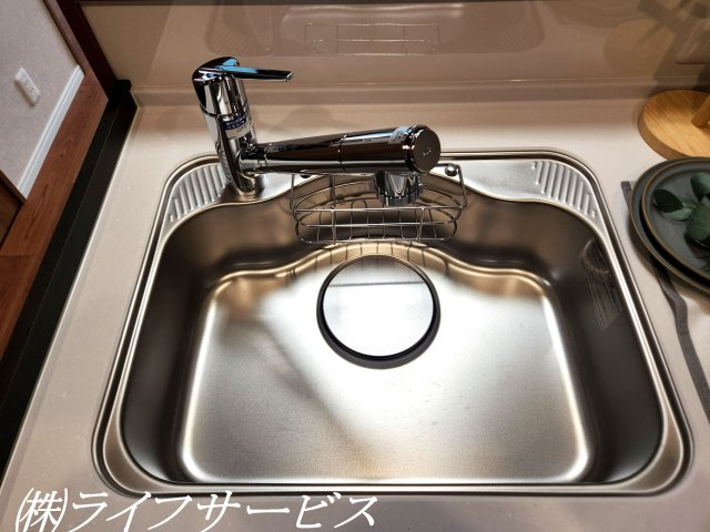 【キッチン】 | 三国ハイツ | キッチンシンク／浄水器付水栓搭載