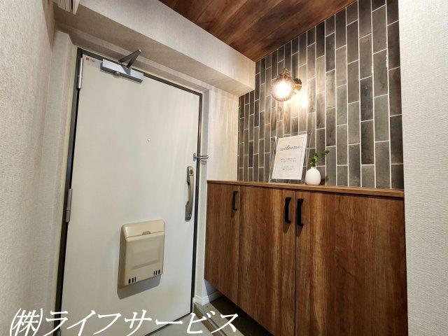 【玄関】 | 三国ハイツ | 玄関／シューズボックス有