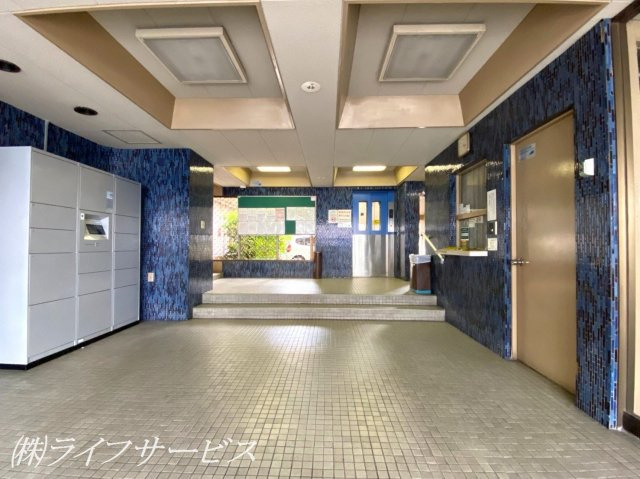 【エントランス】 | 三国ハイツ | エントランスホール