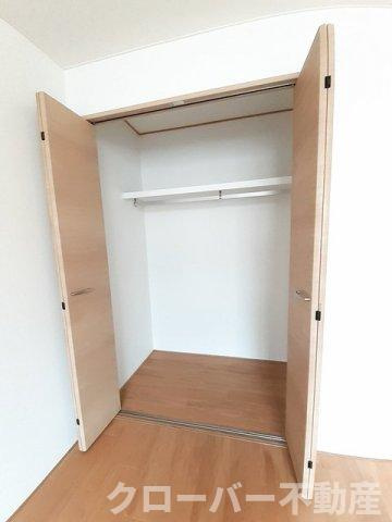 メゾンジャルダン黒嶋Ａの収納