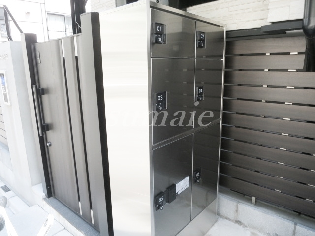 West Side 赤羽のその他共用部分|嬉しい宅配ボックス完備！