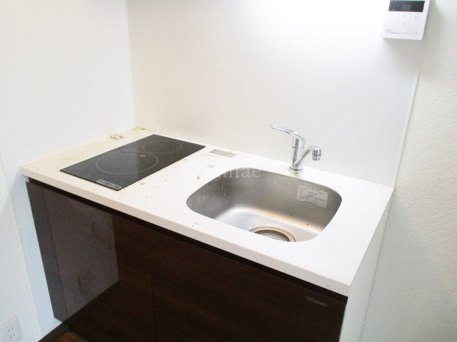 West Side 赤羽のキッチン|2口のIHコンロです☆