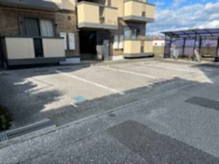 フルーレの駐車場|駐車場