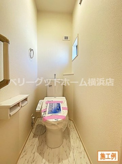 【内観：施工例】 | 大和市福田　新築一戸建て　全2棟/今回販売1棟（1号棟） | 同施工会社施工例（トイレ）