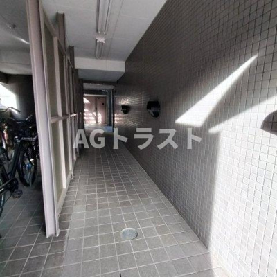 【エントランス】 | コモド東大宮