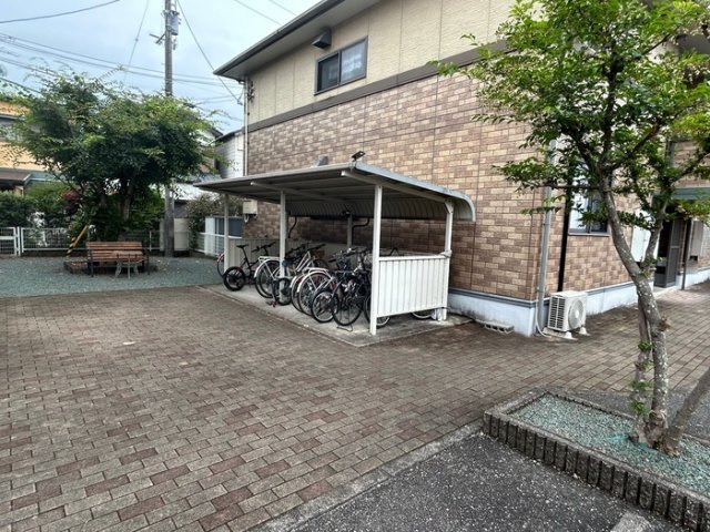 メゾン･テルシャトー E棟のその他共用部分|駐輪場