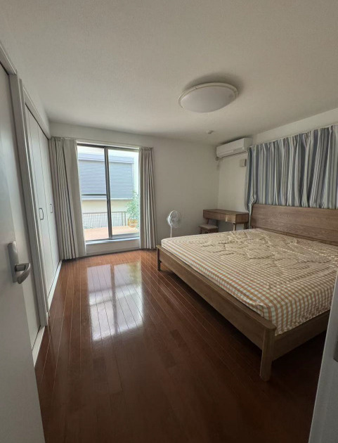 中野区江原町2丁目　中古戸建の洋室|資料請求などお気軽にお問い合わせ下さい！
03-5990-5201