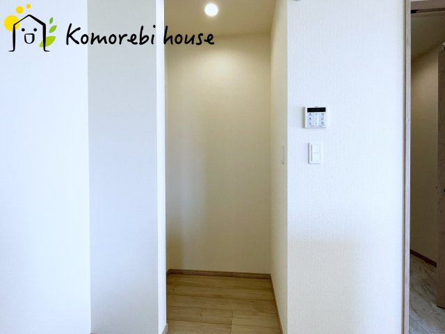 さいたま市北区吉野町2丁目191番　新築一戸建て　ハートフルタウン　Aの収納|パントリーや収納付きで、キッチン周りがいつもスッキリ。家事の効率もアップする便利な空間です。