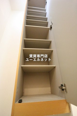 【設備】 | ドリーム浜 | 収納力たっぷりのシューズボックスで玄関すっきり！