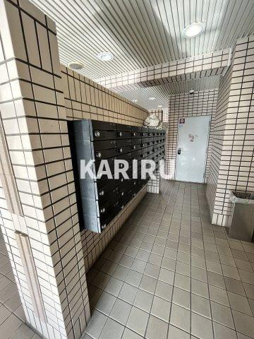 リベラルパレス城東A棟のエントランス