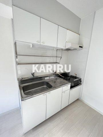 リベラルパレス城東A棟のキッチン|同物件別部屋の写真です