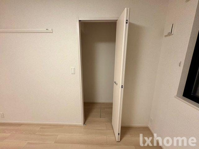 リバーサイドＷＨの収納
