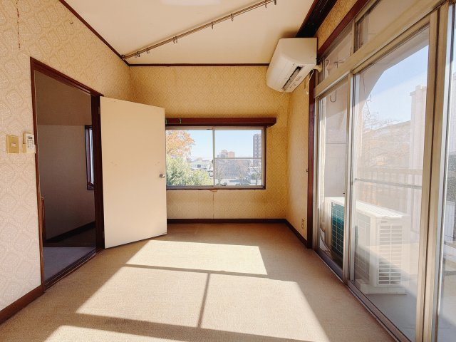 【中古戸建】前橋市南町3丁目の洋室|■3階洋室｜子供部屋のメリットは「自立心を養うことができる」「自分で整理整頓できるようになる」そして、お子様が成長した際には「プライバシーを確保できる」といい事だらけ♪