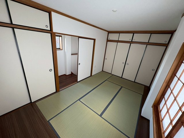 糸島市高祖　中古一戸建　の和室|２階　和室６帖