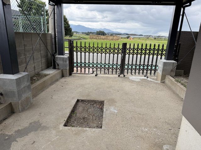 糸島市高祖　中古一戸建　の駐車場