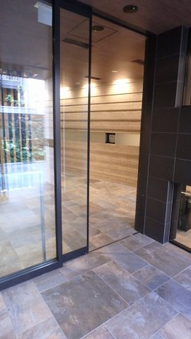 グランエール駒込のエントランス