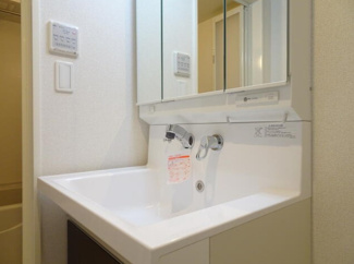 【洗面所】