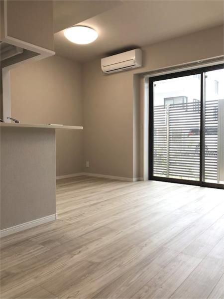 メイクスデザイン参宮橋の居間・リビング