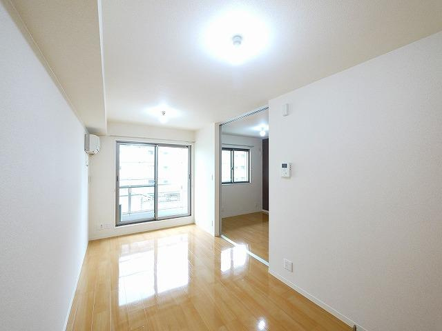 ベレオ天理の居間・リビング|ゆったり過ごせるリビングです