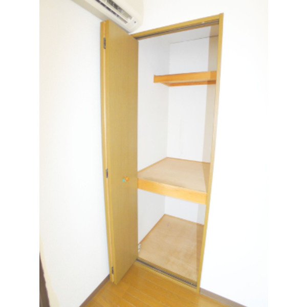 仲介手数料（賃料の1.10ヵ月）の50％OFF対象物件！の収納