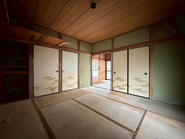 東京都八王子市下恩方町 中古戸建の和室|和室があると、家にあたたかい雰囲気が生まれます