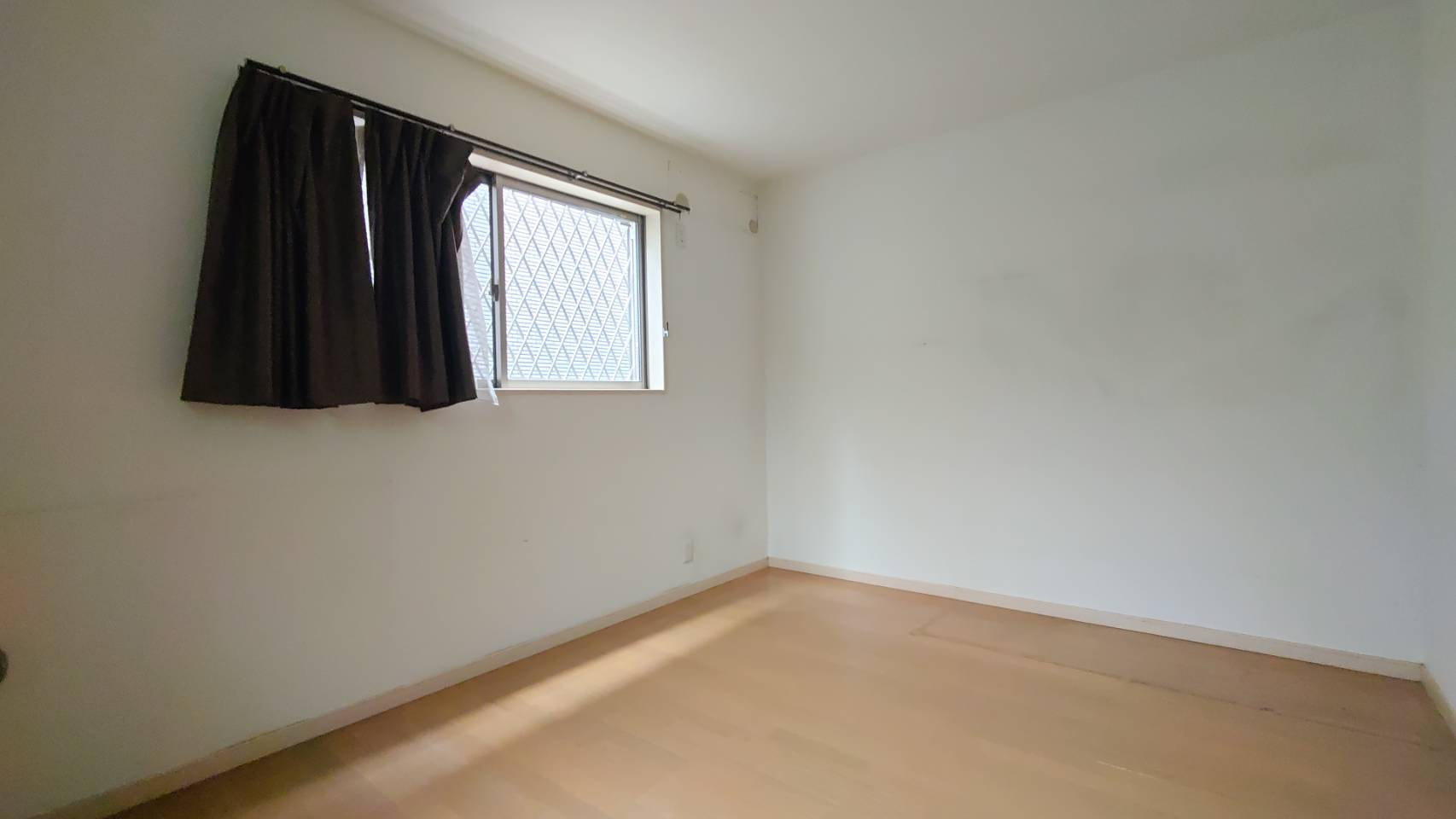 目黒区中町1丁目 戸建の洋室|スタンダードな洋室です