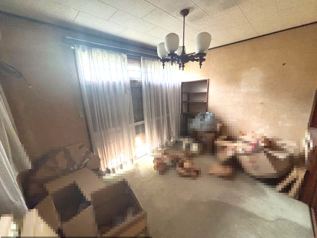 町田市金井1丁目　中古戸建の洋室|明るい洋室です