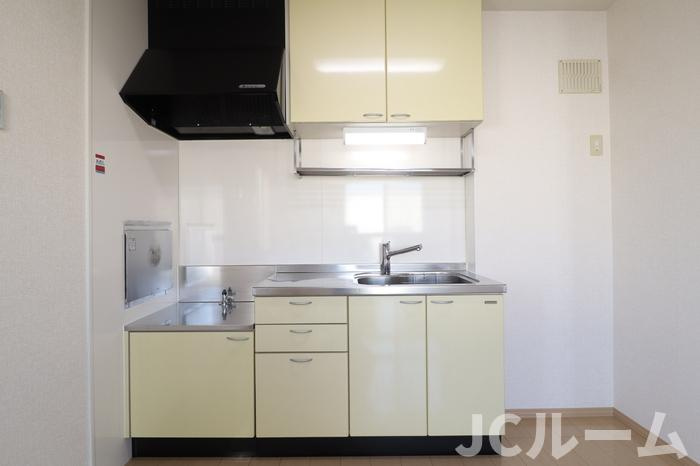 セジュール モナリエ ABのキッチン