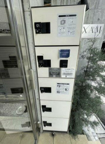 エクサム初台の外観