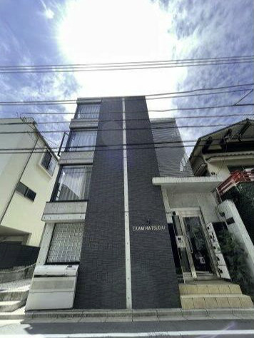 エクサム初台の外観