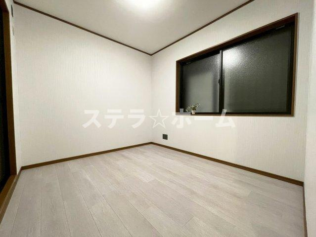 瑞光2 中古戸建の洋室|個人の部屋や寝室として使える洋室です