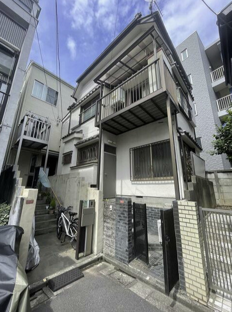 和泉四丁目戸建