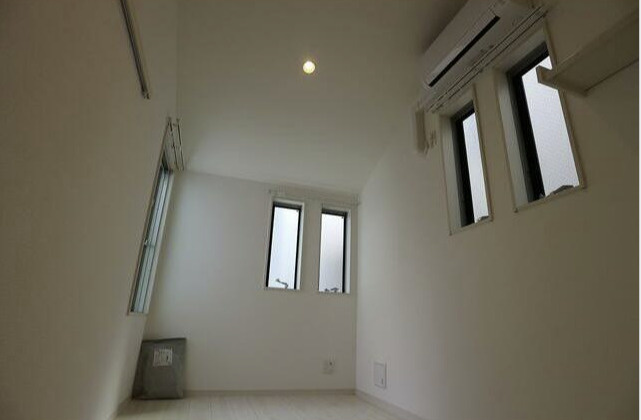 RIZEST初台の居間・リビング