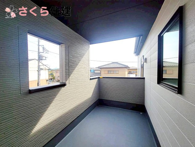 リガーレ宇都宮市駒生町14期のバルコニー|インナーバルコニーは突然の雨でもお洗濯の心配はありません