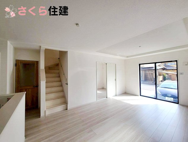 リガーレ宇都宮市駒生町14期の居間・リビング|南向きの明るいリビング◎