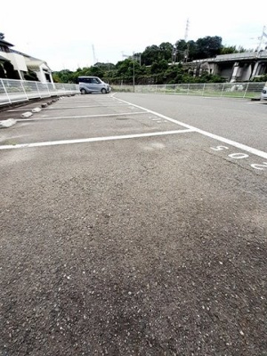 【駐車場】 | ベイビレッジＩＮＯＵＥ