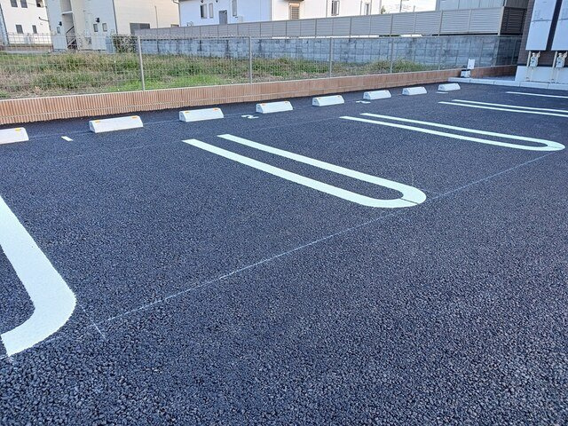 サニーヒルの駐車場