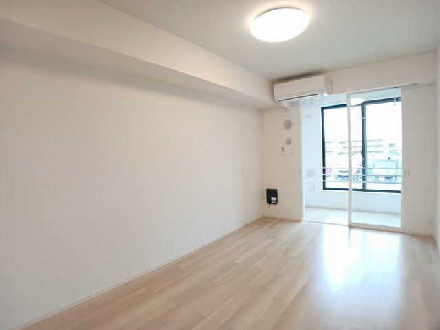 サニーヒルの居間・リビング