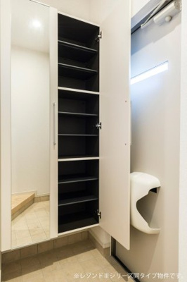 【玄関】 | ル・ラパン・ア・ローヴ