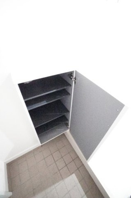 【収納】 | コンフォートシティ西千葉 | ※同物件・同タイプの写真です。