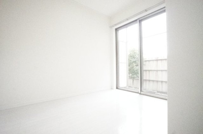 【洋室】 | コンフォートシティ西千葉 | ※同物件・同タイプの写真です。